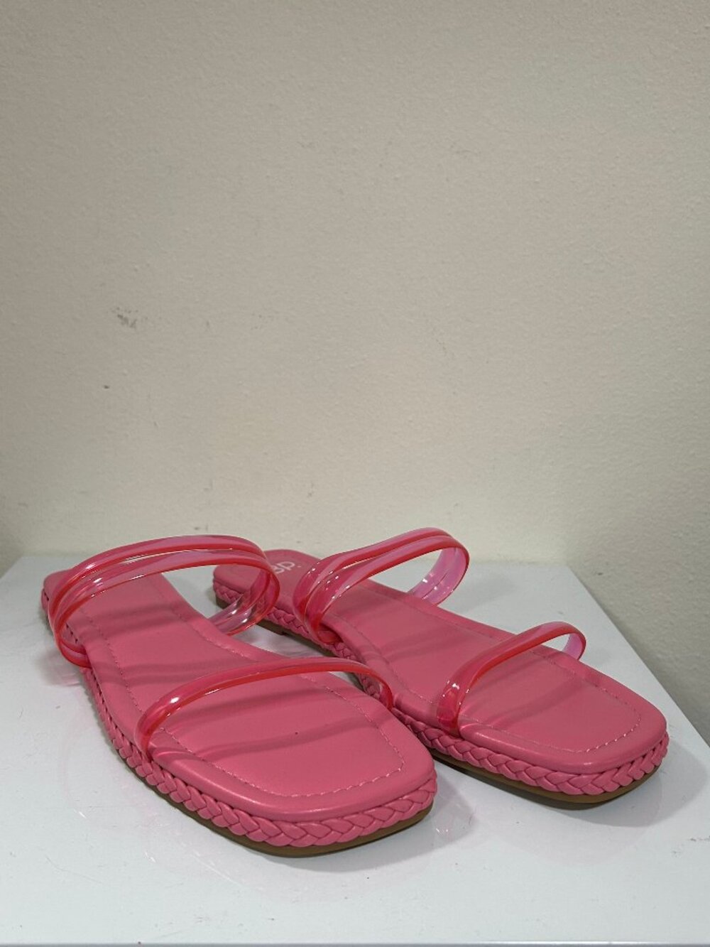 Hot Pink Jelly Shoe Sandals Braided Detail by BP EUC Sz 10M Womens Summer